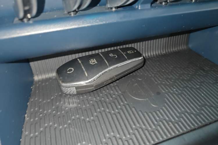 Used BYD Yuan PLUS 2022 430 km Luxury Version Vehicle Key