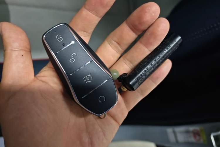 Used BYD Yuan PLUS 2022 430 km Luxury Version Vehicle Key