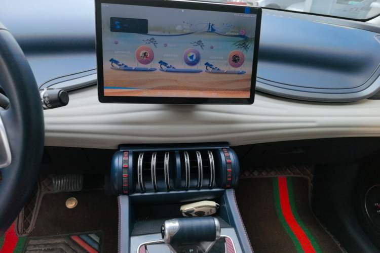Used BYD Yuan PLUS 2022 430 km Luxury Version Audio And AC Panel