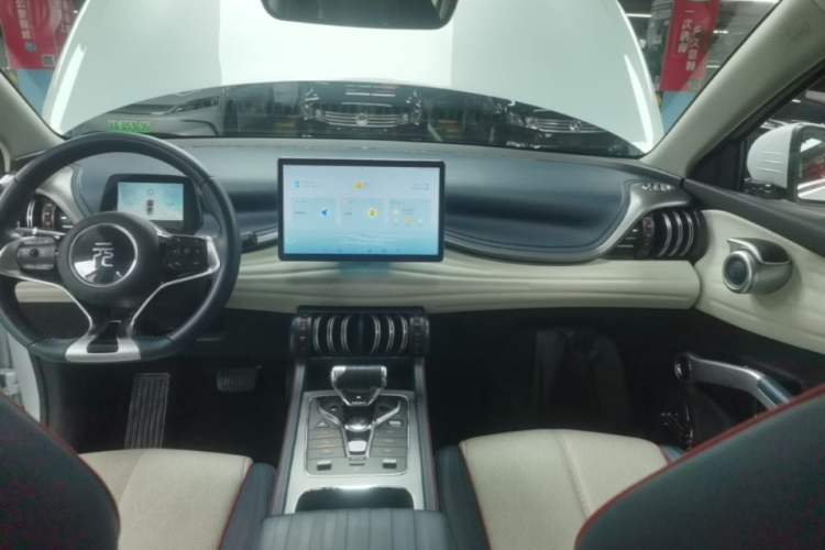Used BYD Yuan PLUS 2022 510 km Flagship Version Audio And AC Panel