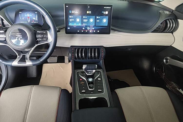 Used BYD Yuan PLUS 2022 510 km Luxury Version Audio And AC Panel