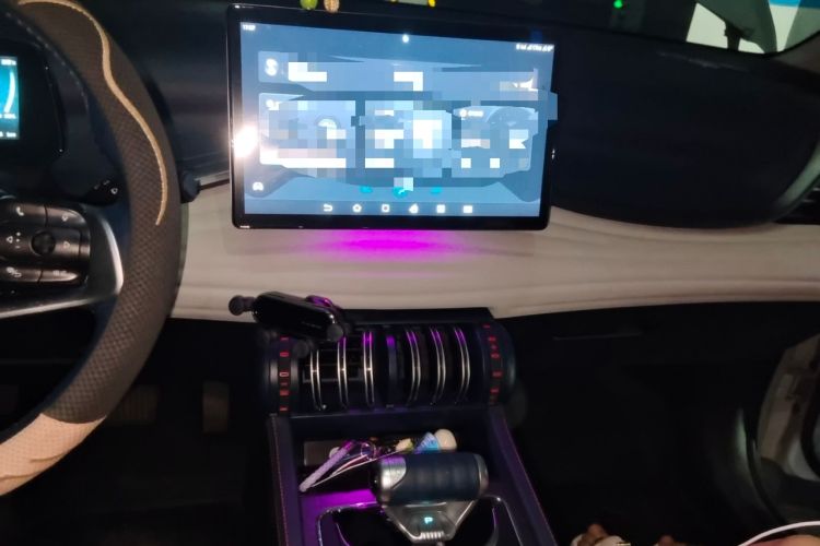 Used BYD Yuan PLUS 2022 430 km Luxury Version Audio And AC Panel