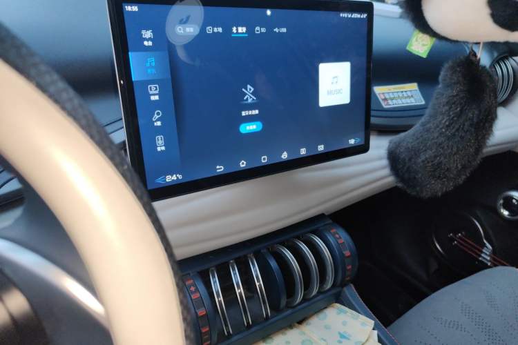 Used BYD Yuan PLUS 2022 430 km Luxury Version Audio And AC Panel