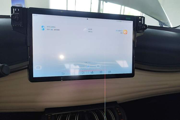 Used BYD Yuan PLUS 2022 510 km Flagship Version Audio And AC Panel