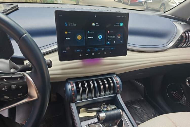 Used BYD Yuan PLUS 2022 510 km Flagship Version Audio And AC Panel