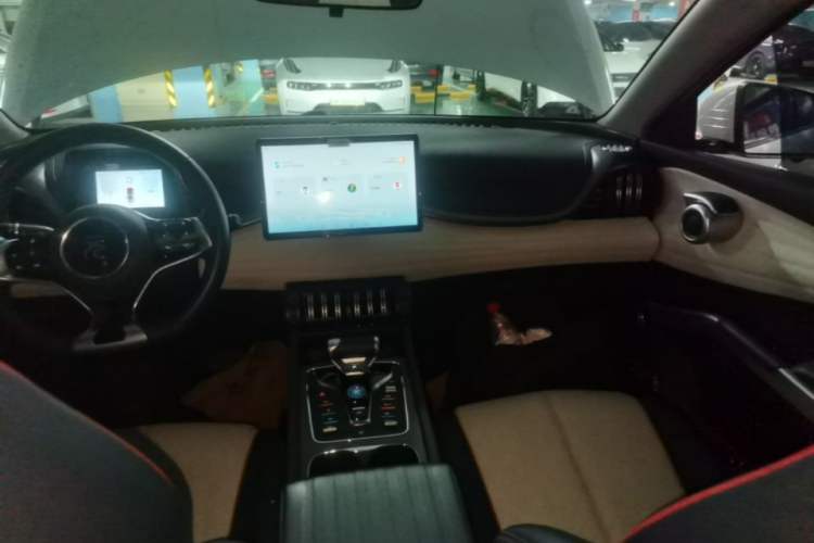 Used BYD Yuan PLUS 2022 510 km Flagship Version Audio And AC Panel