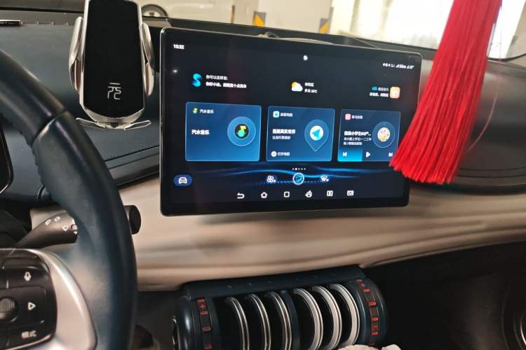 Used BYD Yuan PLUS 2022 510 km Luxury Version Audio And AC Panel