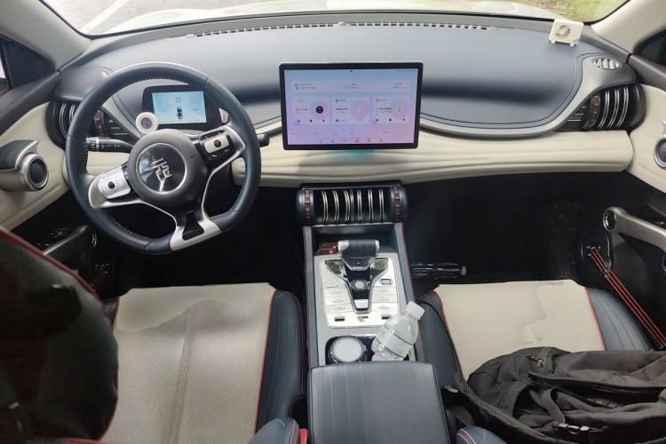 Used BYD Yuan PLUS 2022 510 km Flagship Version Center Console