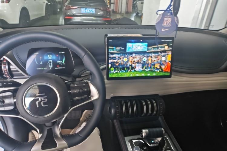 Used BYD Yuan PLUS 2022 510 km Flagship Version Center Console