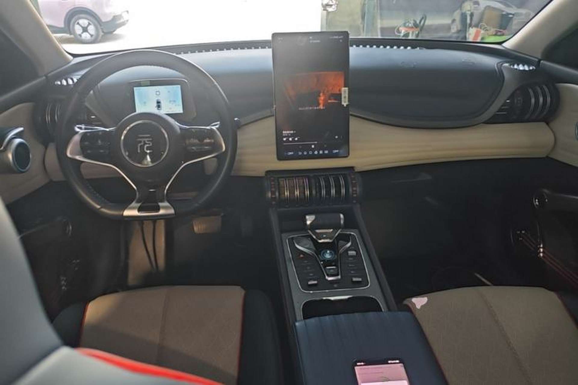 Used BYD Yuan PLUS 2022 430 km Luxury Version Center Console
