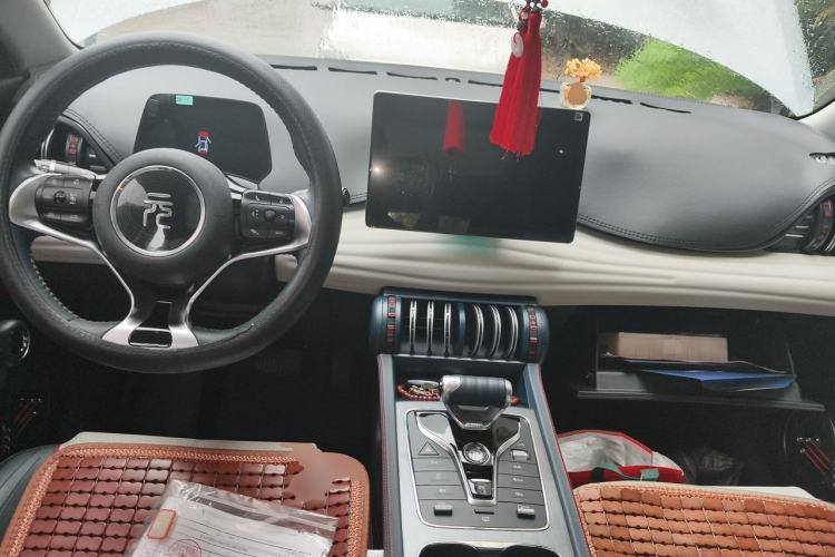 Used BYD Yuan PLUS 2022 430 km Luxury Version Center Console