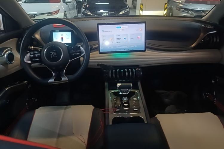 Used BYD Yuan PLUS 2022 510 km Flagship Version Center Console