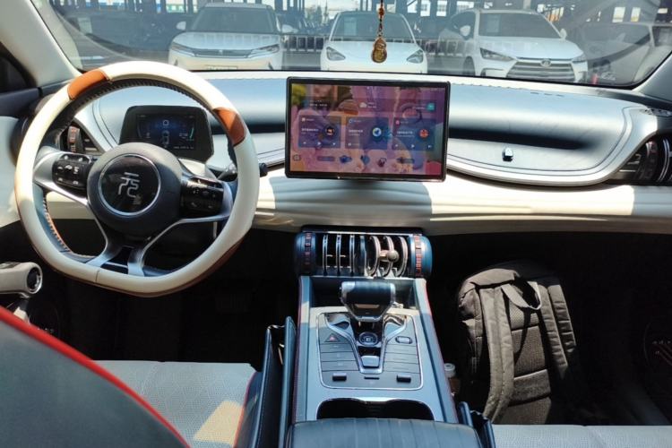 Used BYD Yuan PLUS 2022 430 km Luxury Version Center Console