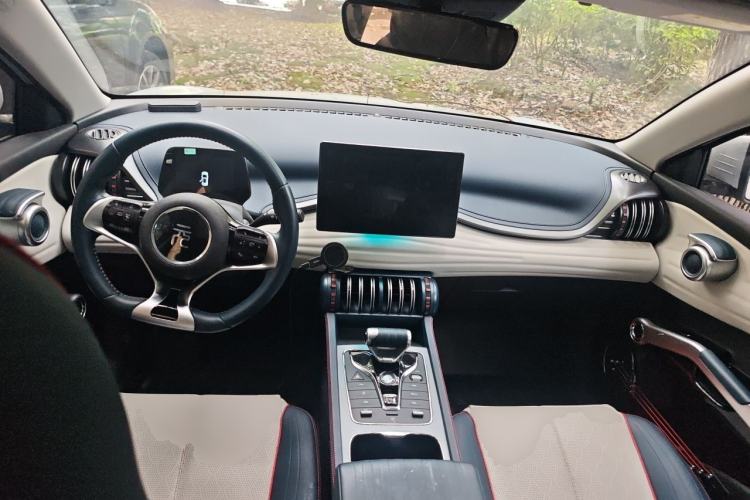 Used BYD Yuan PLUS 2022 430 km Luxury Version Center Console