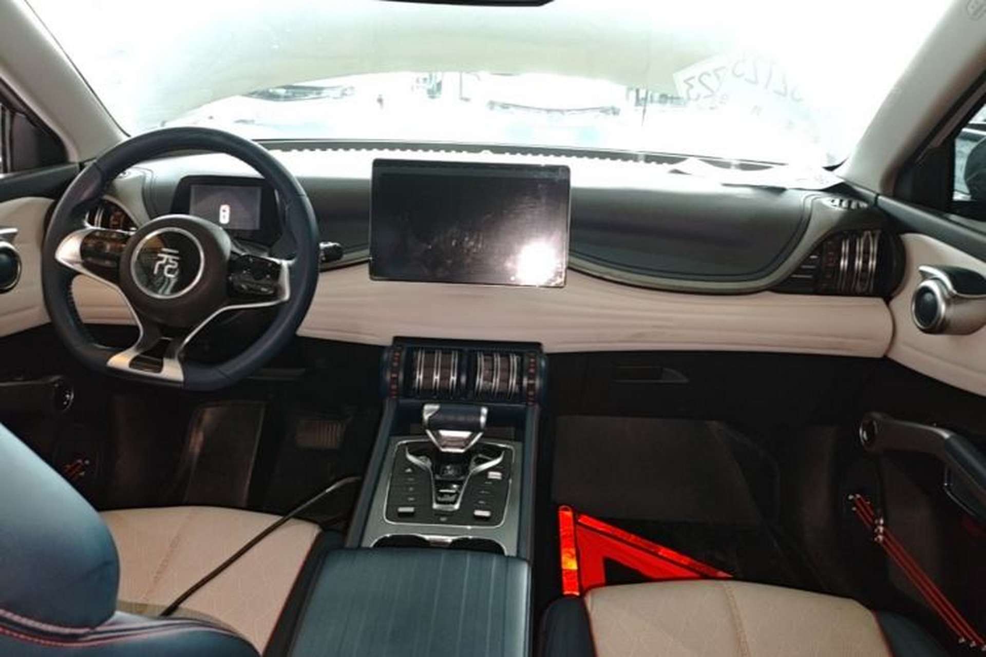 Used BYD Yuan PLUS 2022 430 km Luxury Version Center Console