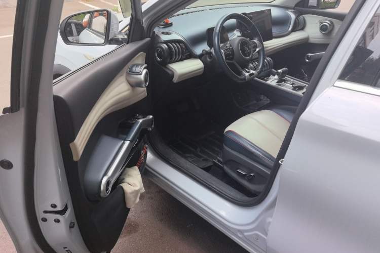 Used BYD Yuan PLUS 2022 430 km Luxury Version Driver Seat