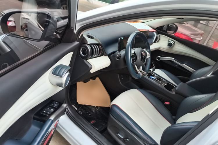 Used BYD Yuan PLUS 2022 430 km Luxury Version Driver Seat