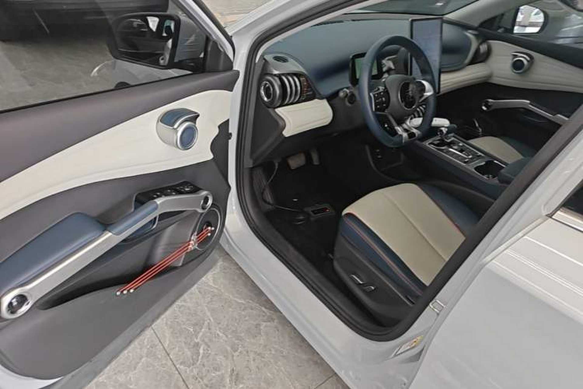 Used BYD Yuan PLUS 2022 430 km Luxury Version Driver Seat
