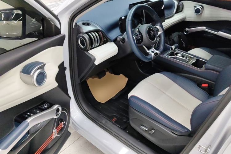 Used BYD Yuan PLUS 2022 430 km Luxury Version Driver Seat