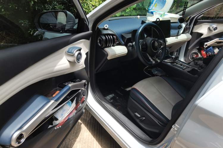 Used BYD Yuan PLUS 2022 510 km Flagship Version Driver Seat