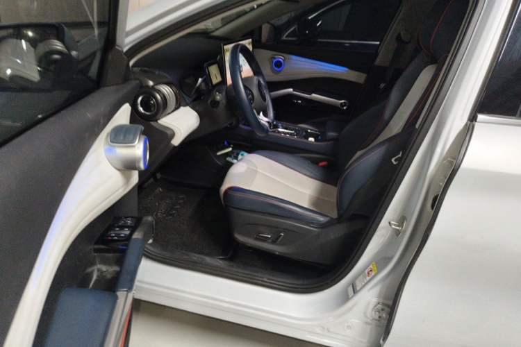 Used BYD Yuan PLUS 2022 510KM Flagship PLUS Driver Seat
