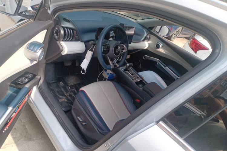 Used BYD Yuan PLUS 2022 510 km Flagship Version Driver Seat