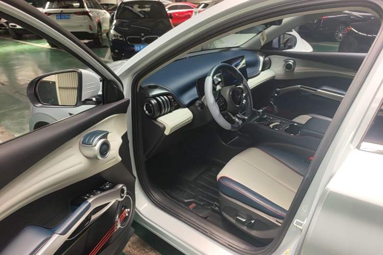 Used BYD Yuan PLUS 2022 430 km Luxury Version Driver Seat