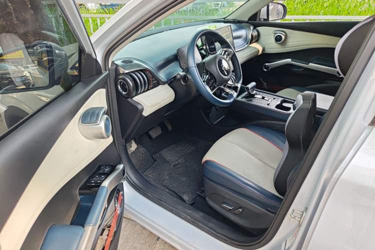 Used BYD Yuan PLUS 2022 510 km Luxury Version Driver Seat