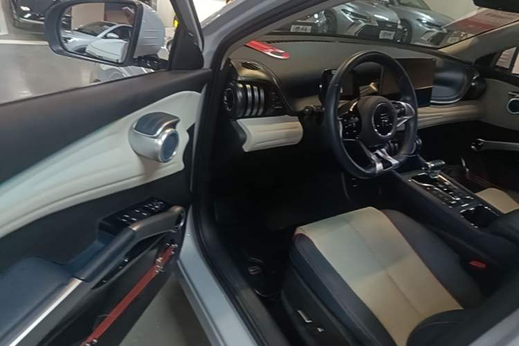 Used BYD Yuan PLUS 2022 510 km Flagship Version Driver Seat