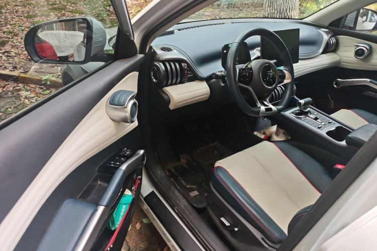 Used BYD Yuan PLUS 2022 430 km Luxury Version Driver Seat