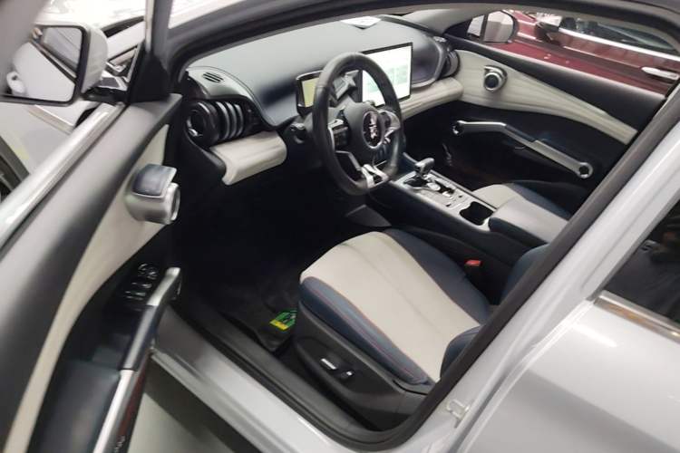 Used BYD Yuan PLUS 2022 430 km Luxury Version Driver Seat