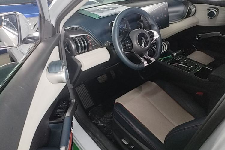 Used BYD Yuan PLUS 2022 430 km Luxury Version Driver Seat