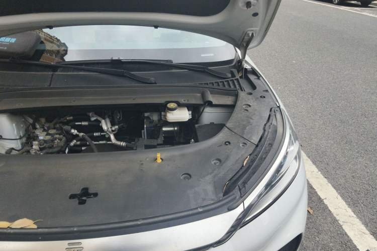 Used BYD Yuan PLUS 2022 510 km Luxury Version Engine Bay Left