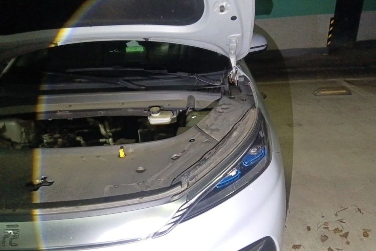 Used BYD Yuan PLUS 2022 430 km Luxury Version Engine Bay Left