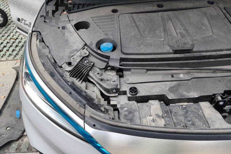 Used BYD Yuan PLUS 2022 510 km Luxury Version Engine Bay Right