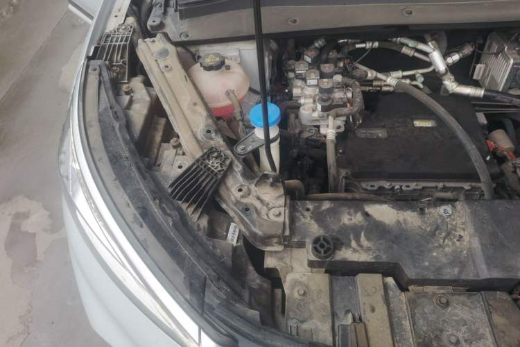 Used BYD Yuan PLUS 2022 430 km Luxury Version Engine Bay Right