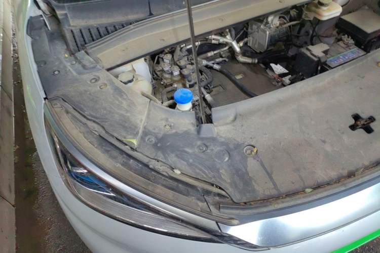 Used BYD Yuan PLUS 2022 430 km Luxury Version Engine Bay Right