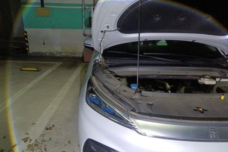 Used BYD Yuan PLUS 2022 430 km Luxury Version Engine Bay Right