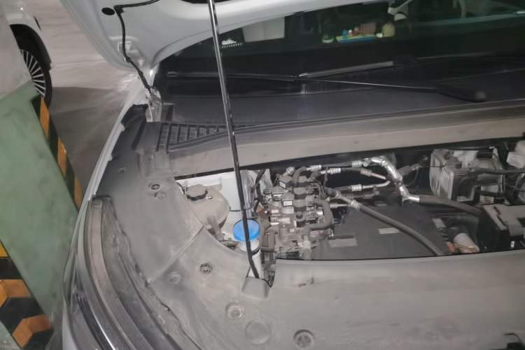 Used BYD Yuan PLUS 2022 430 km Luxury Version Engine Bay Right
