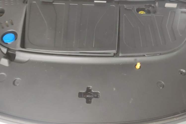 Used BYD Yuan PLUS 2022 430 km Luxury Version Engine Bay