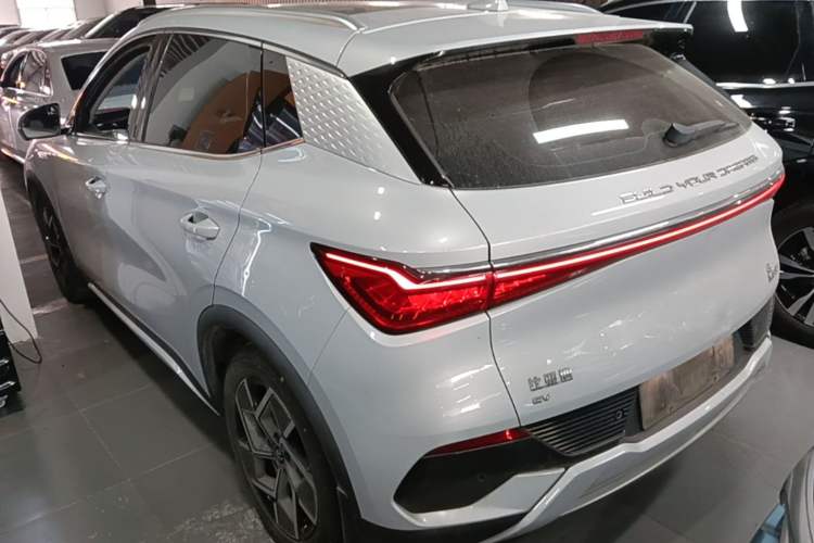 Used BYD Yuan PLUS 2022 510 km Luxury Version Exterior 2