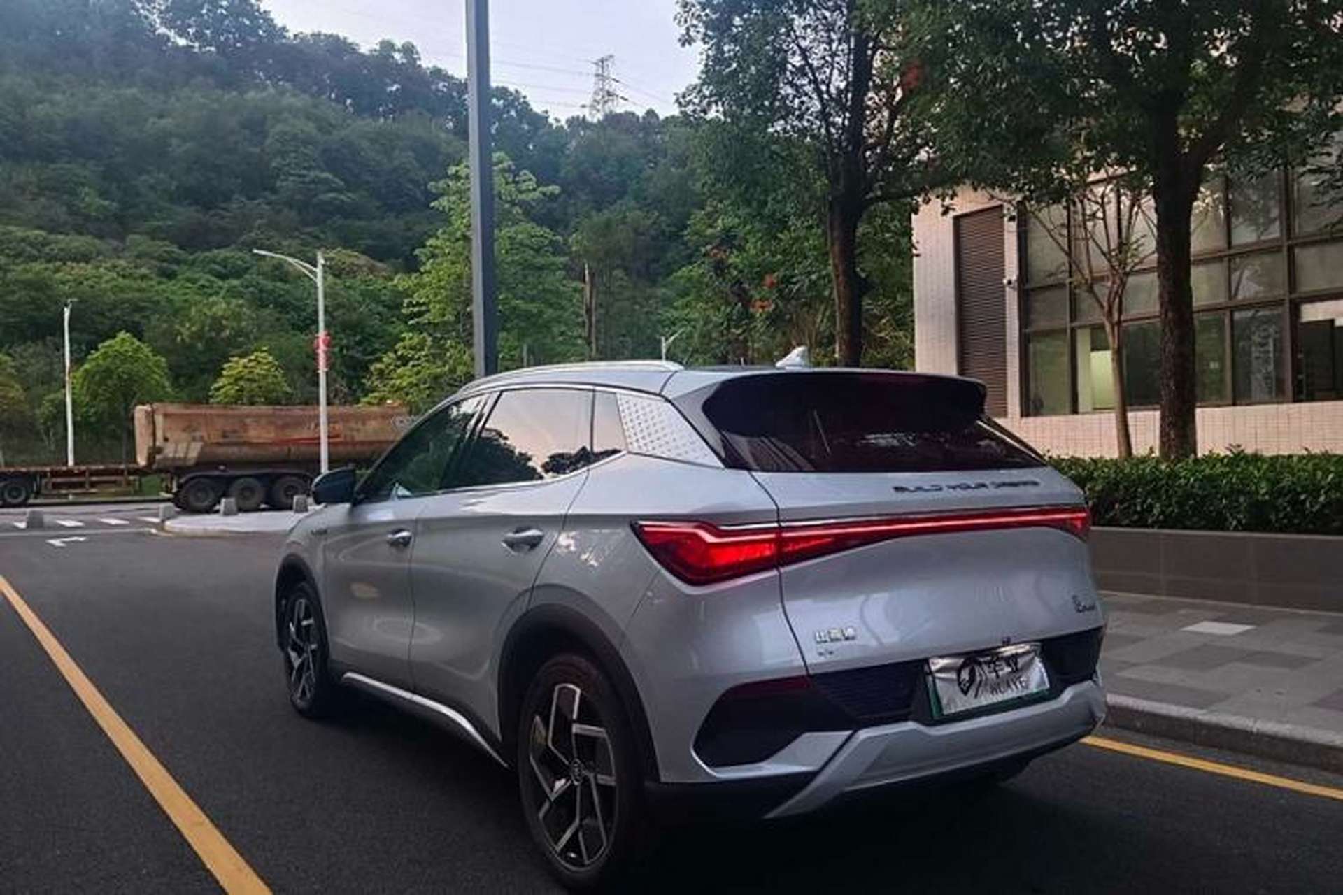 Used BYD Yuan PLUS 2022 510 km Flagship Version Exterior 2