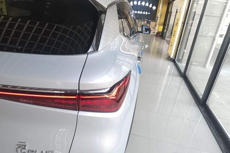 Used BYD Yuan PLUS 2022 430 km Luxury Version Exterior 3