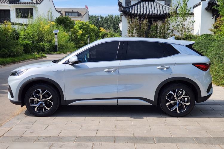 Used BYD Yuan PLUS 2022 510 km Luxury Version Exterior 4