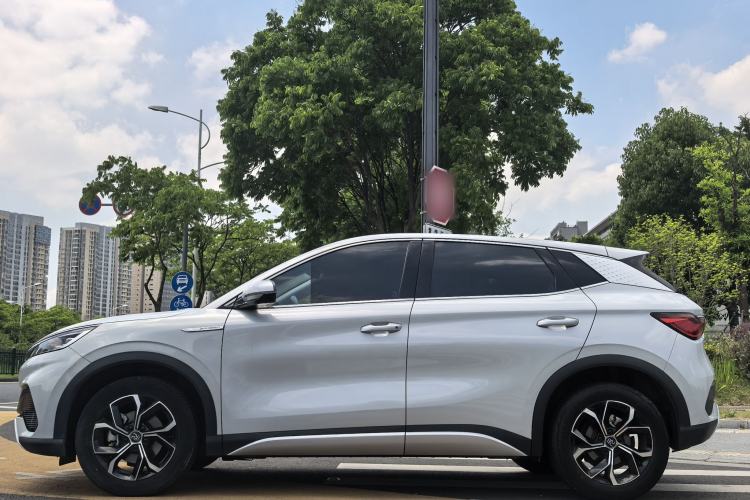 Used BYD Yuan PLUS 2022 430 km Luxury Version Exterior 4