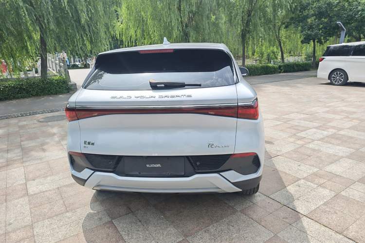 Used BYD Yuan PLUS 2022 510 km Luxury Version Exterior 4