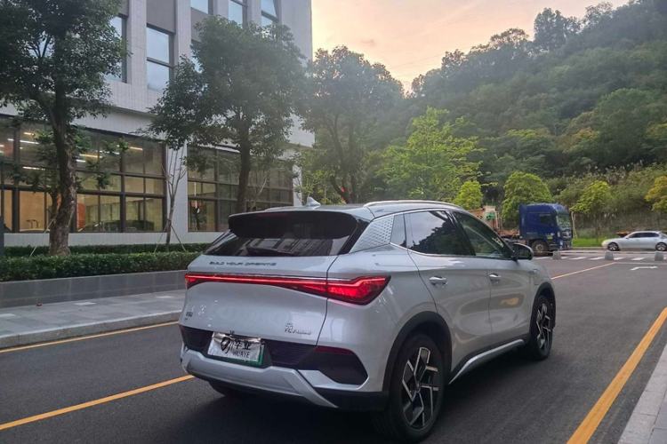 Used BYD Yuan PLUS 2022 510 km Flagship Version Exterior 4