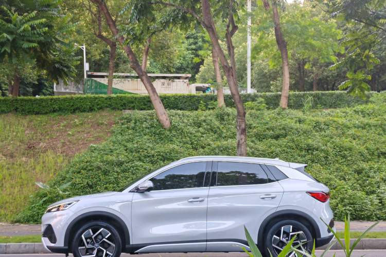 Used BYD Yuan PLUS 2022 510KM Flagship PLUS Exterior 8