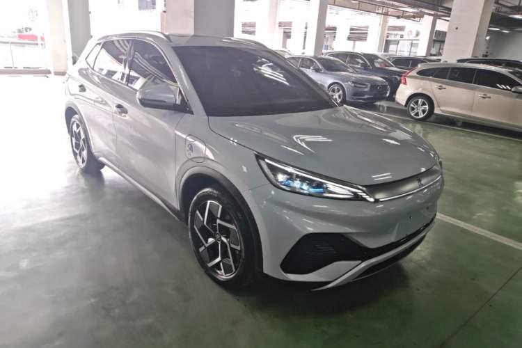 Used BYD Yuan PLUS 2022 510 km Flagship Version Front Right 45 Deg