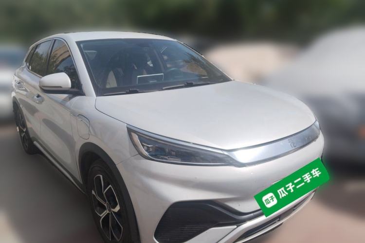 Used BYD Yuan PLUS 2022 430 km Luxury Version Front Right 45 Deg